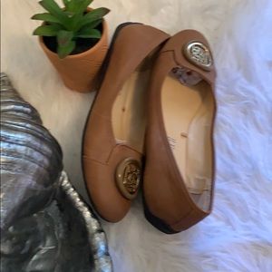 Liz Claiborne brown flat comfort shoes